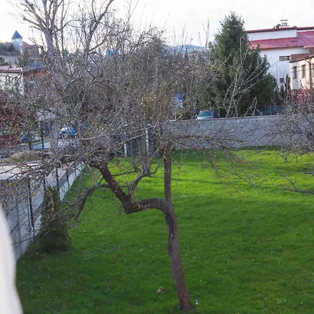Modern In Center Apartament *